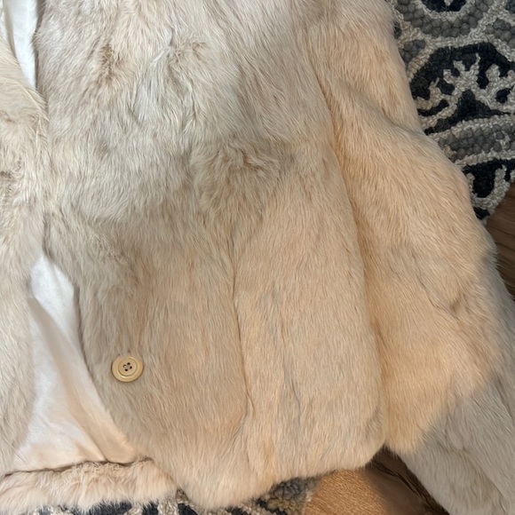 Gorgeous real fur jacket size M but fits S.too 🥰❤️🔥👌 - Picture 3 of 6